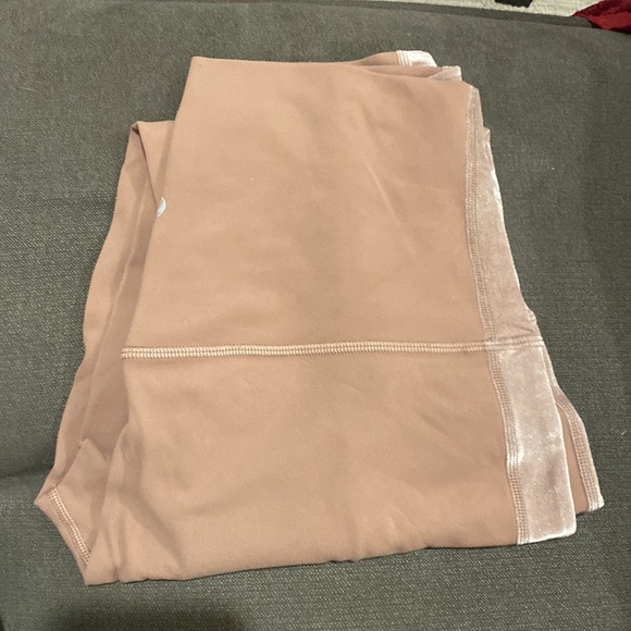 Lululemon Align Super High Rise Velvet Stripe Leggings Size 8 - Picture 3 of 3